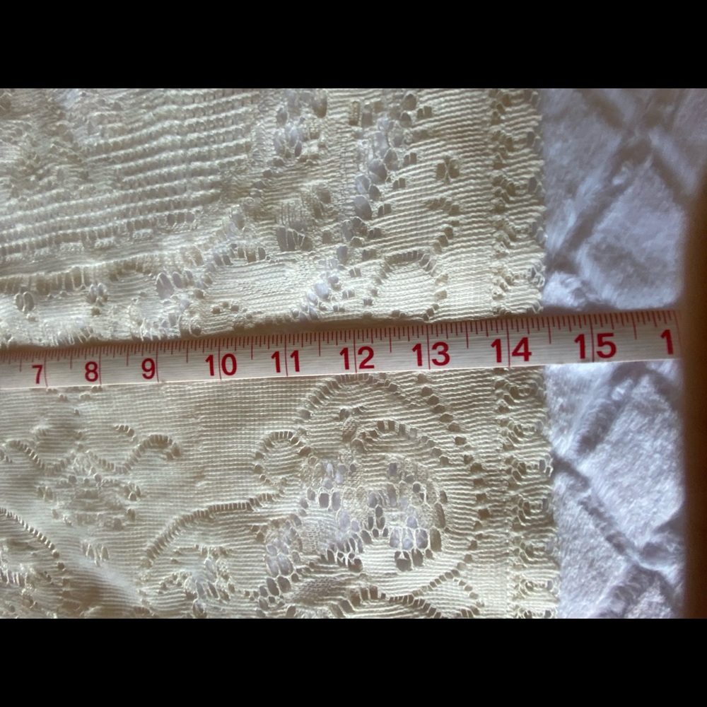 Handmade table runner - Picture 6 of 7